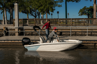 2027 Boston Whaler 130 Super Sport 16