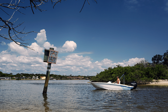 2027 Boston Whaler 130 Super Sport 19