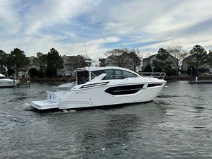 Cruisers Yachts 42 Cantius 1 2026 Cruisers Yachts 42 Cantius 2
