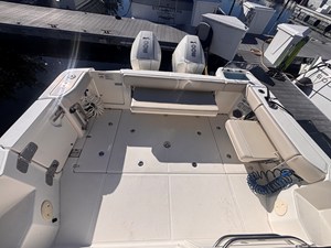 Boston Whaler 325 CONQUEST 7 2023 Boston Whaler 325 CONQUEST 8