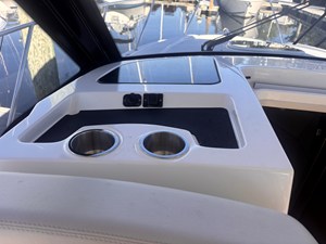 Boston Whaler 325 CONQUEST 32 2023 Boston Whaler 325 CONQUEST 33