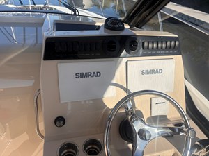 Boston Whaler 325 CONQUEST 34 2023 Boston Whaler 325 CONQUEST 35