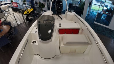 Boston Whaler 160 Super Sport 16 2027 Boston Whaler 160 Super Sport 17
