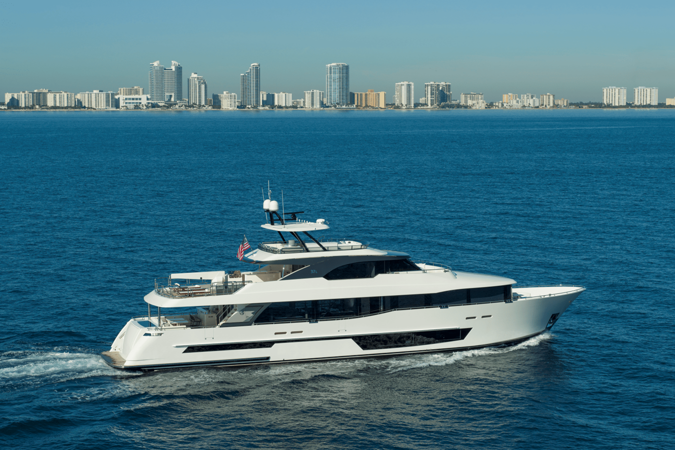 2027 Ocean Alexander 37L 6