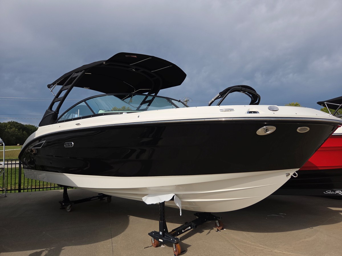 2026 Sea Ray SDX 250 2