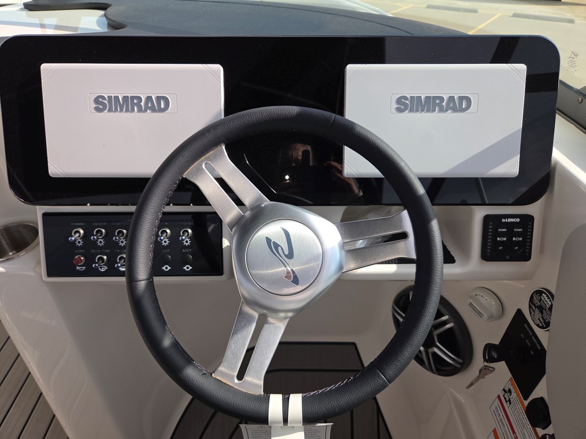 2026 Sea Ray SDX 250 21