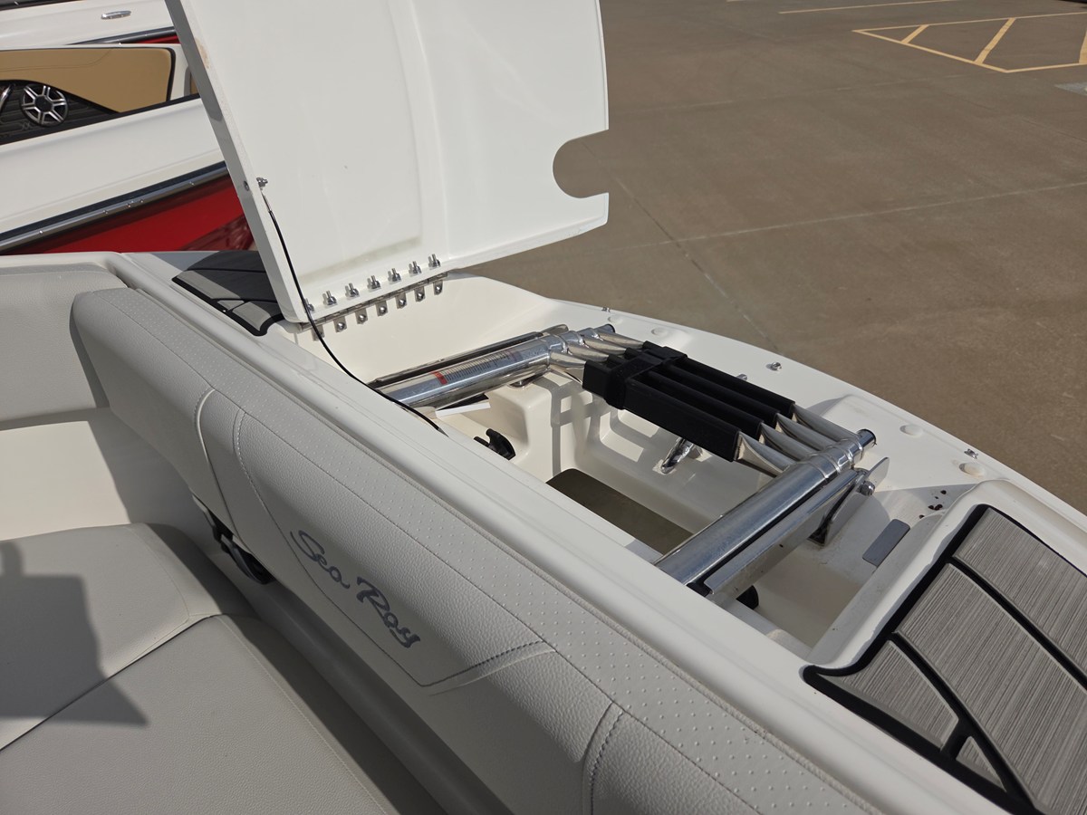2026 Sea Ray SDX 250 27