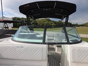 2026 Sea Ray SDX 250 30