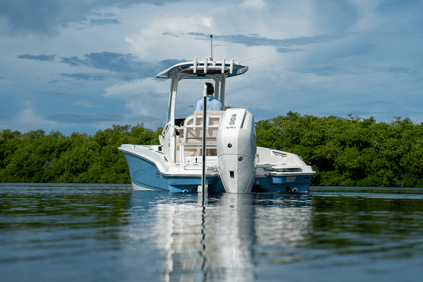 2026 Boston Whaler 250 Dauntless 34