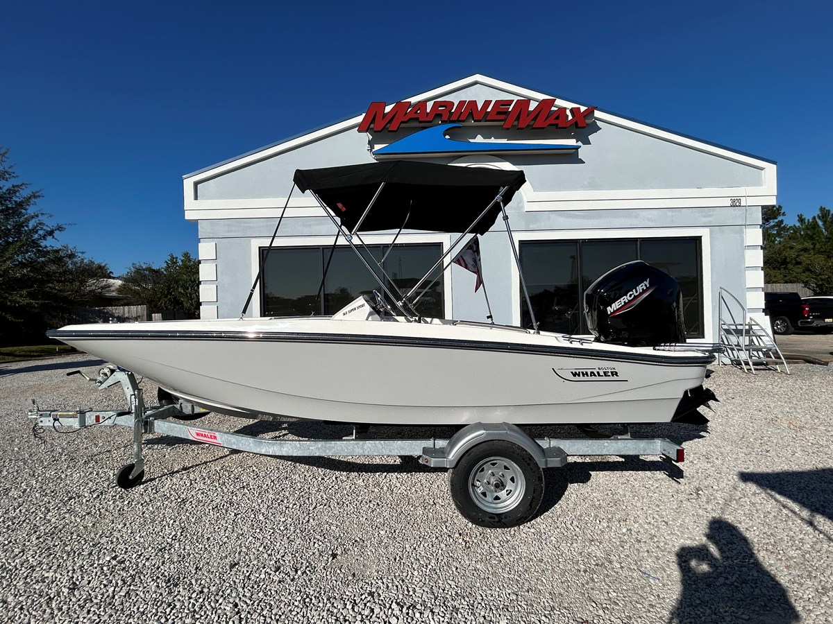 2026 Boston Whaler 160 Super Sport 2