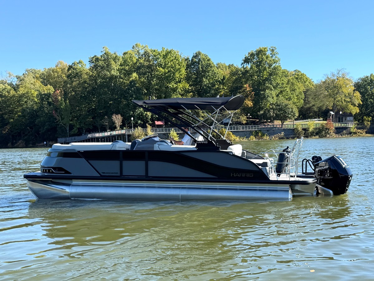 2027 Harris Grand Mariner 230 1