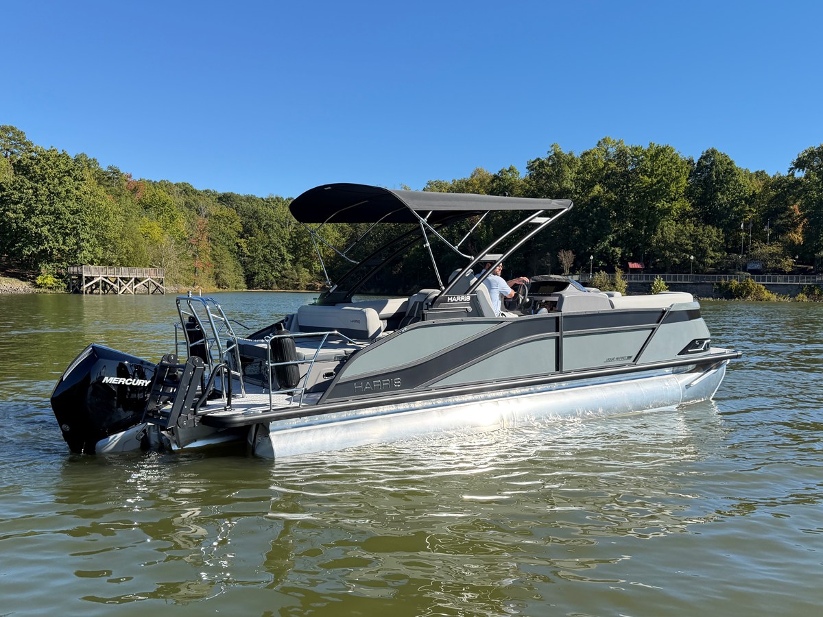 2027 Harris Grand Mariner 230 6