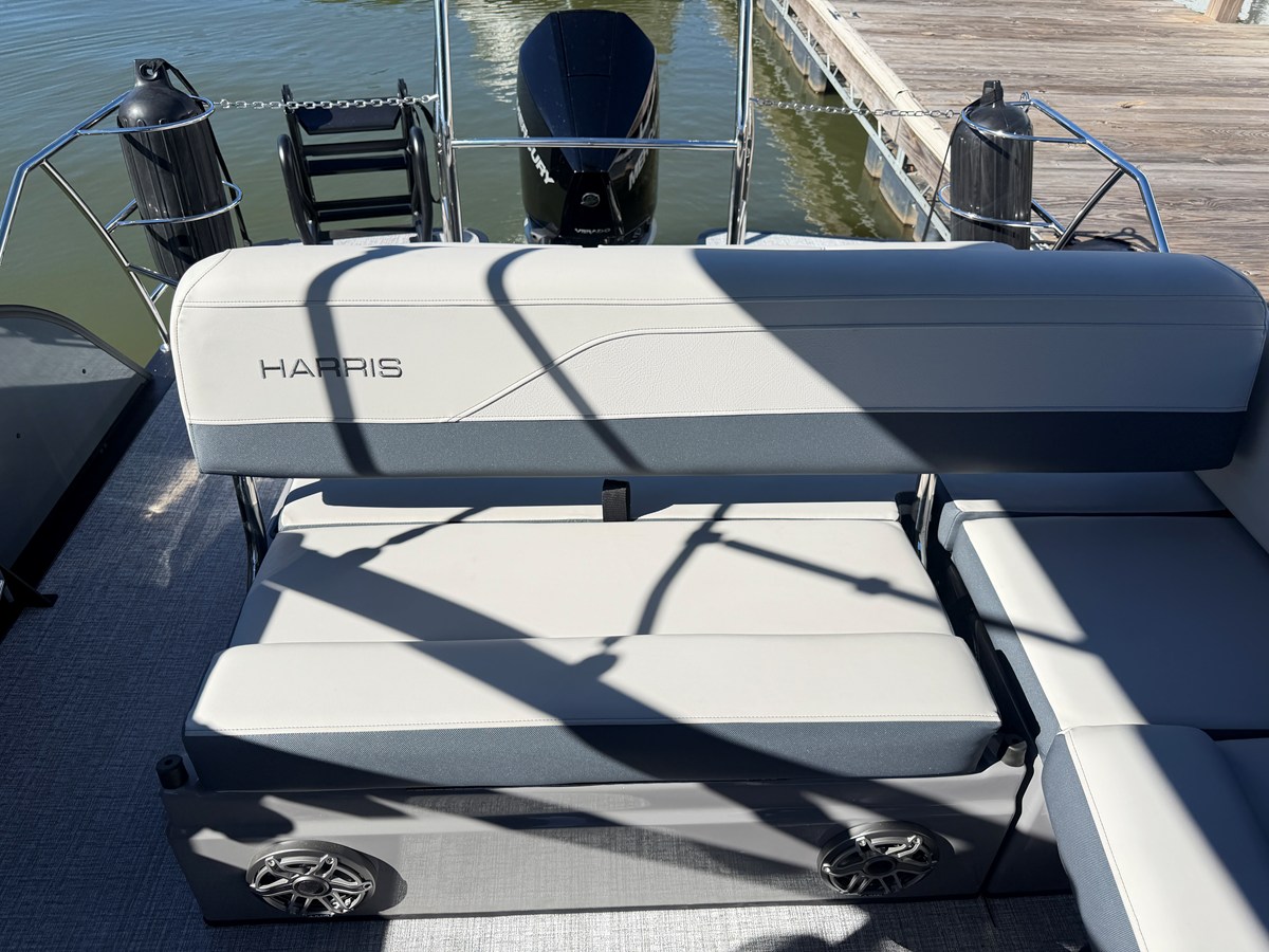 2027 Harris Grand Mariner 230 14