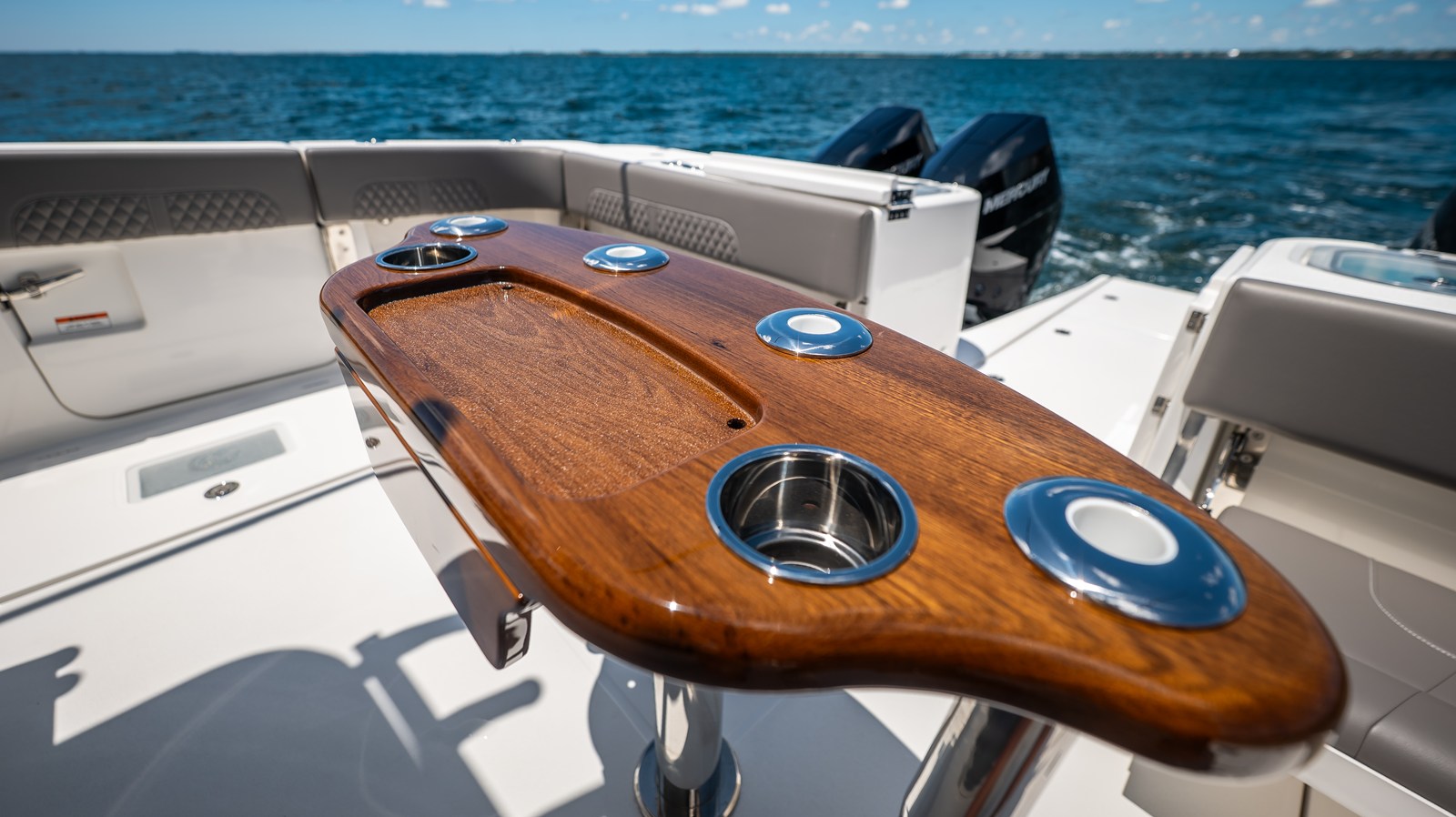 2026 Aquila 47 Molokai 35