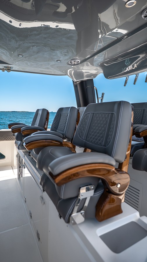 2026 Aquila 47 Molokai 48