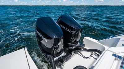 2026 Aquila 47 Molokai 27