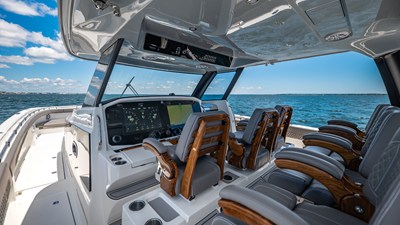 2026 Aquila 47 Molokai 43