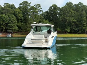Sea Ray 320 SUNDANCER 6 2024 Sea Ray 320 SUNDANCER 7