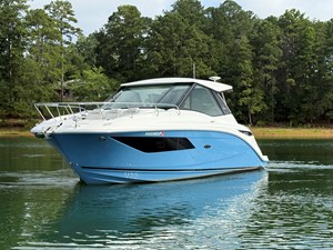 Sea Ray 320 SUNDANCER 11 2024 Sea Ray 320 SUNDANCER 12