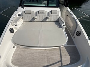 Sea Ray 320 SUNDANCER 40 2024 Sea Ray 320 SUNDANCER 41