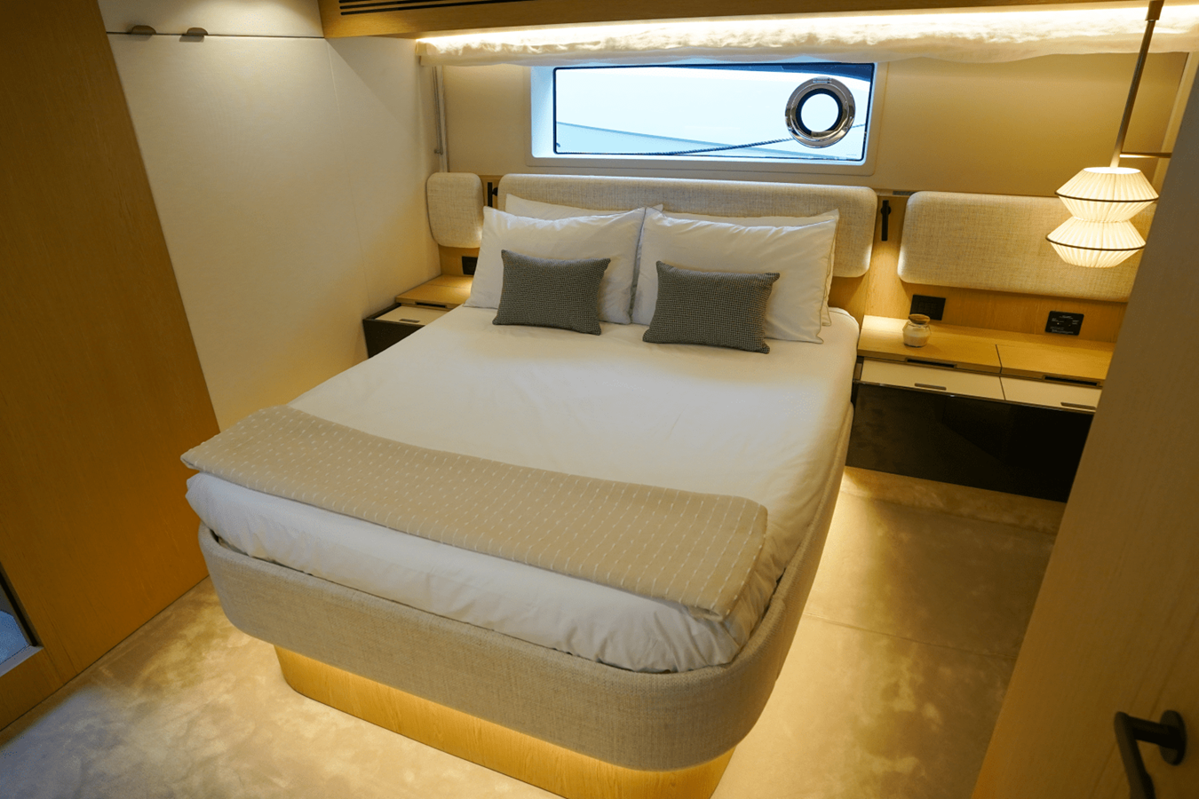 2026 Azimut Fly 62 39