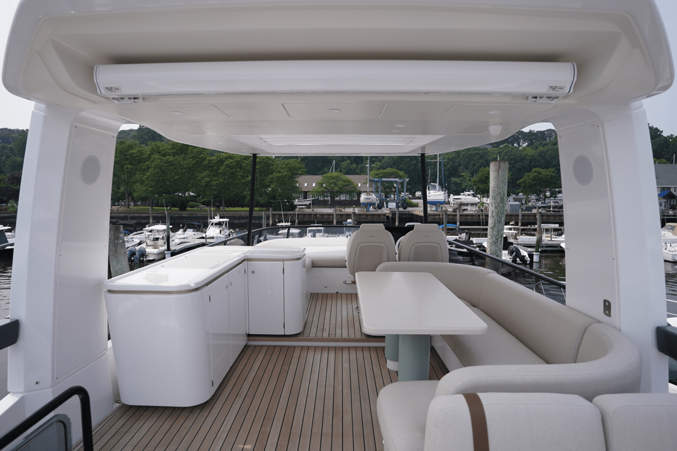 2026 Azimut Fly 62 66