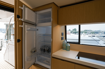 2026 Azimut Fly 62 11