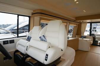 2026 Azimut Fly 62 21