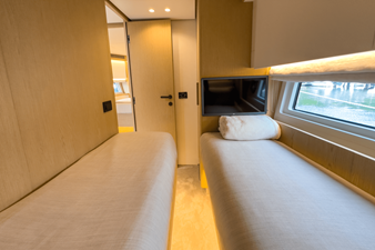 2026 Azimut Fly 62 36