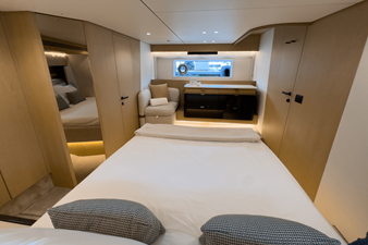 2026 Azimut Fly 62 45