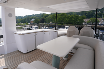 2026 Azimut Fly 62 67