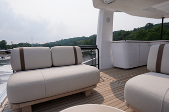 2026 Azimut Fly 62 68