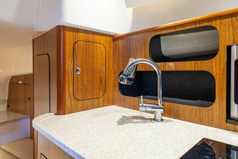 Pursuit 345 OFFSHORE 66 2012 Pursuit 345 OFFSHORE 67