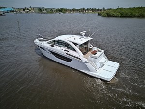 Cruisers Yachts 50 CANTIUS 2 2023 Cruisers Yachts 50 CANTIUS 3