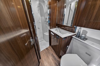Cruisers Yachts 50 CANTIUS 69 2023 Cruisers Yachts 50 CANTIUS 70