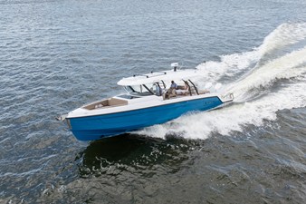 Cruisers Yachts 38 VTR 3 2026 Cruisers Yachts 38 VTR 4