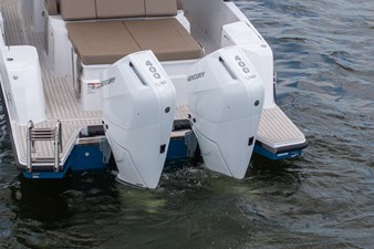 Cruisers Yachts 38 VTR 6 2026 Cruisers Yachts 38 VTR 7
