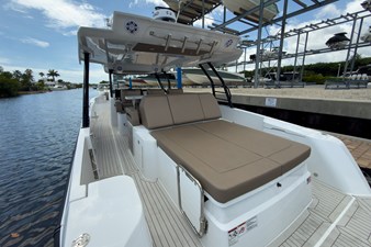 Cruisers Yachts 38 VTR 7 2026 Cruisers Yachts 38 VTR 8