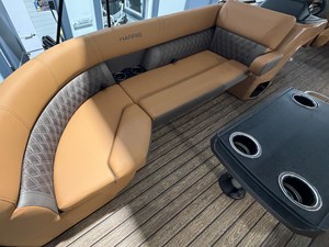 Harris Cruiser 230 27 2027 Harris Cruiser 230 29
