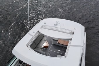 Cruisers Yachts 38 GLS 8 2026 Cruisers Yachts 38 GLS 9