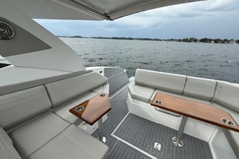 Cruisers Yachts 38 GLS 18 2026 Cruisers Yachts 38 GLS 19