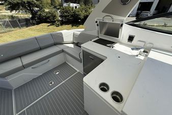 Cruisers Yachts 38 GLS 20 2026 Cruisers Yachts 38 GLS 21