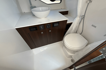 Cruisers Yachts 38 GLS 47 2026 Cruisers Yachts 38 GLS 48