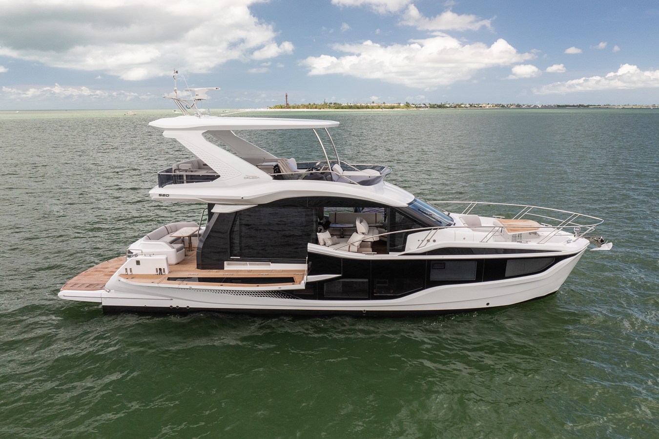 2027 Galeon 520FLY 5