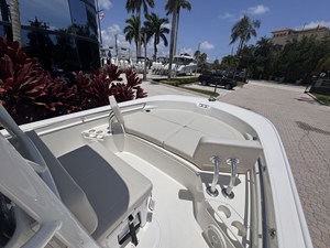 2027 Boston Whaler 210 Montauk 26