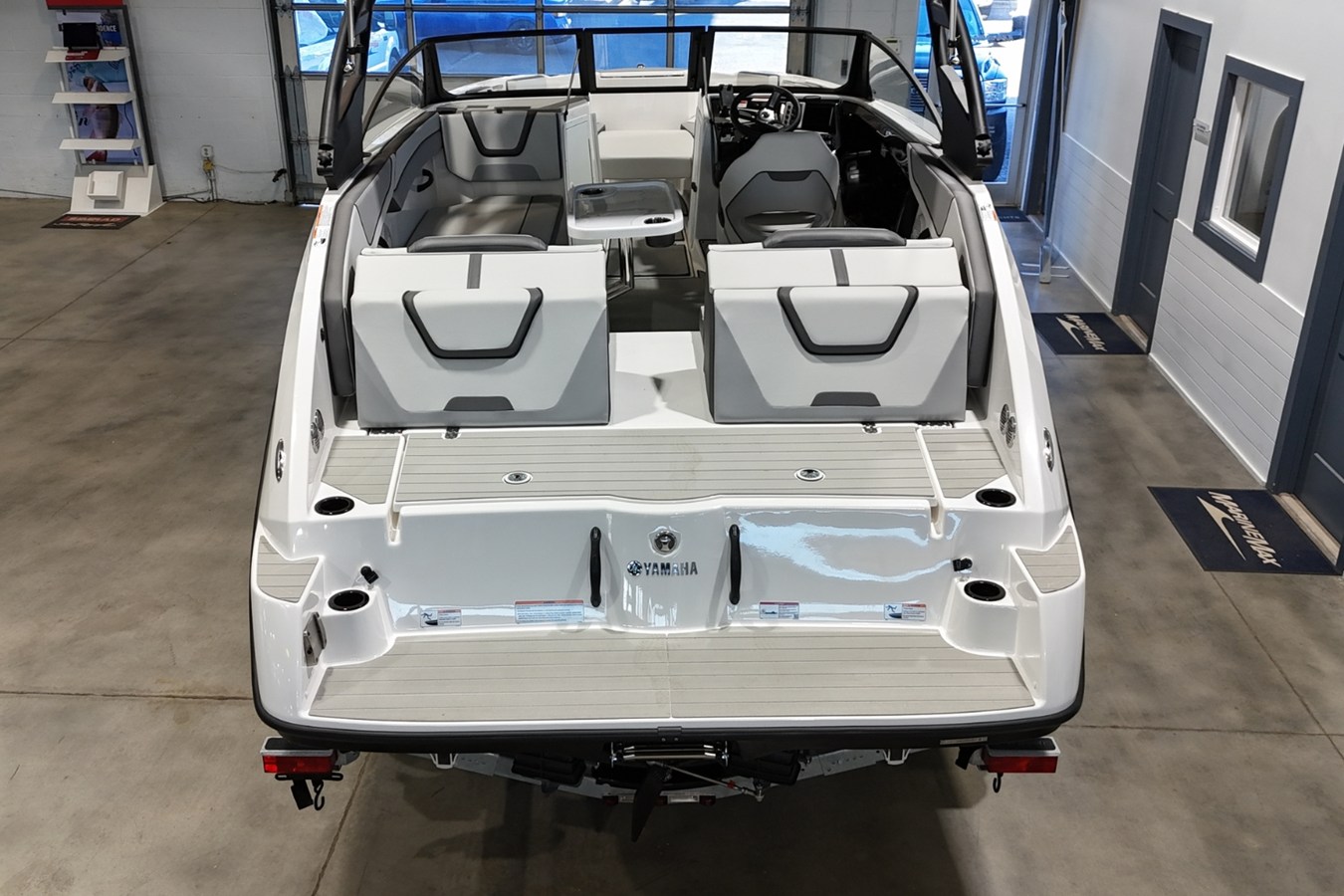 2026 Yamaha AR220 6