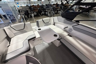 2026 Yamaha AR220 11