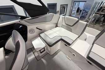 2026 Yamaha AR220 19