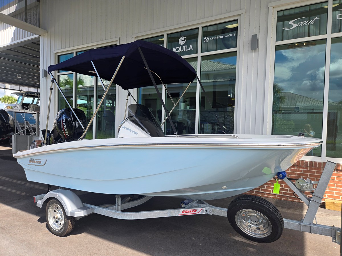 2027 Boston Whaler 130 Super Sport 2