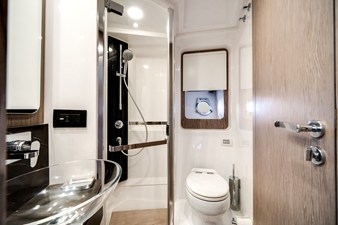 Azimut S6 SPORTFLY 43 2021 Azimut S6 SPORTFLY 44